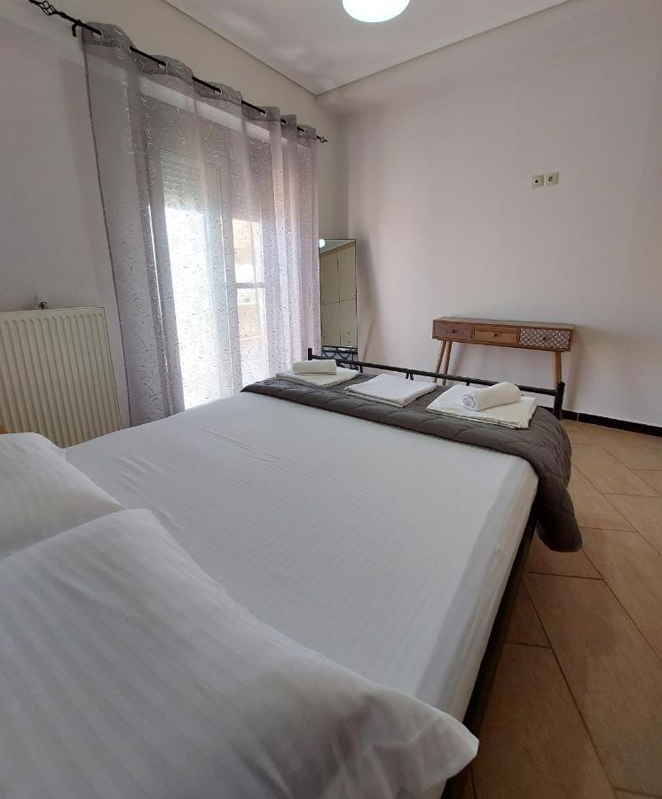 Golden Sunrise Apartment Gythio Ngoại thất bức ảnh